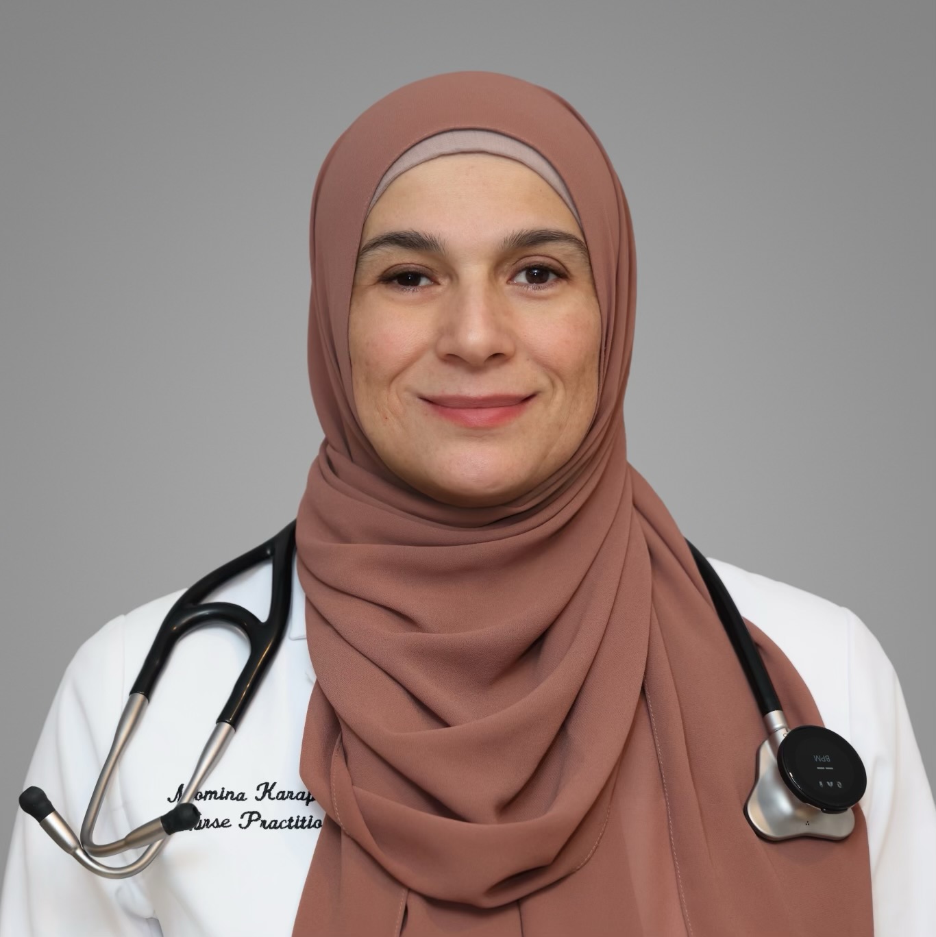 Momina Karapetyan, RPH, APRN, FNP-C - Founder & Lead Practitioner